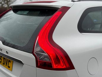 Volvo XC60 2.4 D4 R-Design Lux Nav Geartronic AWD Euro 5 5dr