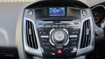 Ford Focus 1.6 TDCi Titanium Euro 5 (s/s) 5dr