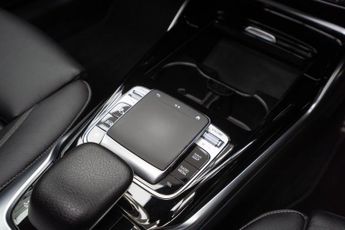 Mercedes-Benz A Class 2.0 A35 AMG (Premium Plus) SpdS DCT 4MATIC Euro 6 (s/s) 5dr