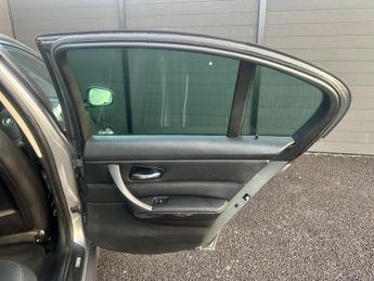 BMW 3 Series 2.0 320i SE Business Edition Euro 5 4dr