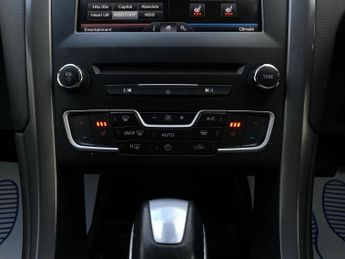 Ford Mondeo 2.0 TDCi Titanium Powershift Euro 6 (s/s) 5dr