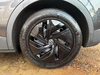 Volkswagen ID.4 Pure 52kWh Life Auto 5dr
