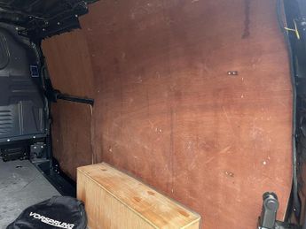 Mercedes-Benz eVito 114 e 41kWh Progressive Auto FWD L2 6dr (LWB)