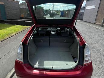 Toyota Prius 1.8 VVT-h T4 CVT Euro 5 (s/s) 5dr