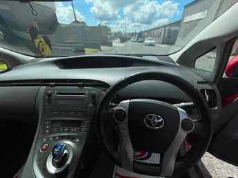 Toyota Prius 1.8 VVT-h T4 CVT Euro 5 (s/s) 5dr