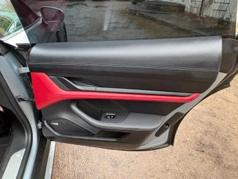 Porsche Taycan Performance Plus 93.4kWh Turbo Auto 4WD 4dr