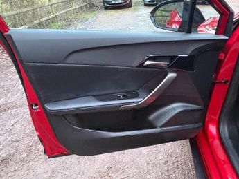 MG MG4 64kWh Trophy Long Range Auto 5dr