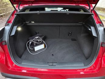 MG MG4 64kWh Trophy Long Range Auto 5dr