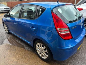 Hyundai i30 1.6 CRDi Comfort Euro 4 5dr