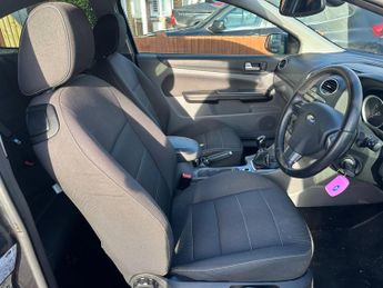 Ford Focus 1.6 Titanium 3dr