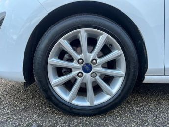 Ford Fiesta 1.0T EcoBoost Titanium Auto Euro 6 (s/s) 5dr