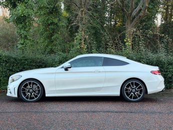 Mercedes-Benz C Class 2.0 C300d AMG Line (Premium) G-Tronic+ Euro 6 (s/s) 2dr