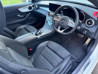 Mercedes-Benz C Class 2.0 C300d AMG Line (Premium) G-Tronic+ Euro 6 (s/s) 2dr