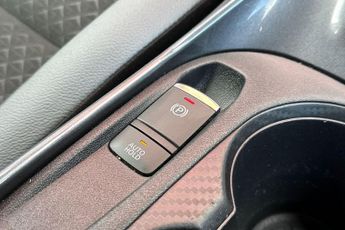 Nissan Juke 1.0 DiG-T (114ps) N-Connecta