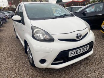 Toyota AYGO 1.0 VVT-i Move Euro 5 5dr