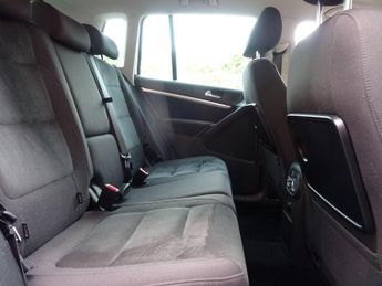 Volkswagen Tiguan 2.0 TDI BlueMotion Tech Match DSG 4WD Euro 5 (s/s) 5dr