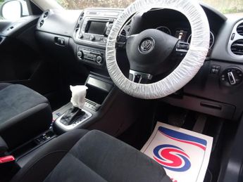 Volkswagen Tiguan 2.0 TDI BlueMotion Tech Match DSG 4WD Euro 5 (s/s) 5dr