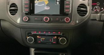 Volkswagen Tiguan 2.0 TDI BlueMotion Tech Match DSG 4WD Euro 5 (s/s) 5dr