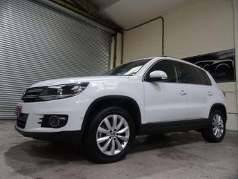 Volkswagen Tiguan 2.0 TDI BlueMotion Tech Match DSG 4WD Euro 5 (s/s) 5dr