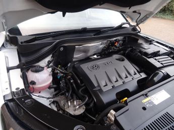 Volkswagen Tiguan 2.0 TDI BlueMotion Tech Match DSG 4WD Euro 5 (s/s) 5dr