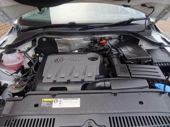 Volkswagen Tiguan 2.0 TDI BlueMotion Tech Match DSG 4WD Euro 5 (s/s) 5dr