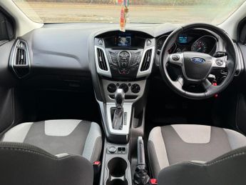 Ford Focus 1.6 Zetec Powershift Euro 5 5dr