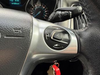 Ford Focus 1.6 Zetec Powershift Euro 5 5dr