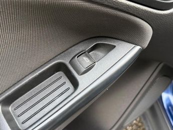 Ford Focus 1.6 Zetec Powershift Euro 5 5dr