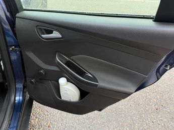 Ford Focus 1.6 Zetec Powershift Euro 5 5dr