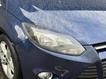 Ford Focus 1.6 Zetec Powershift Euro 5 5dr
