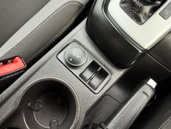 Ford Focus 1.6 Zetec Powershift Euro 5 5dr