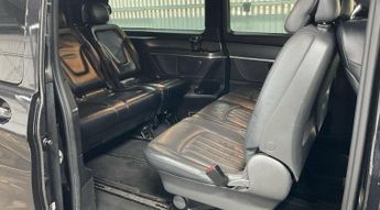 MERCEDES-BENZ V-CLASS 2.2 V220d AMG Line MPV 5dr Diesel G-Tronic+ Euro 6 (s/s) 8 Seat 