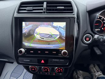 Mitsubishi ASX 2.0 MIVEC Exceed CVT 4WD Euro 6 (s/s) 5dr