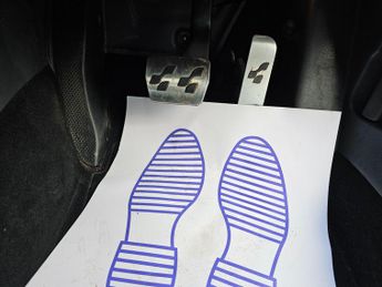 Volkswagen Golf 3.2 V6 R32 DSG 4Motion 5dr