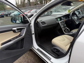 Volvo V60 2.0 T5 SE LUX Auto (S/S) 5DR