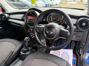 MINI Hatch 1.5 Cooper Hatchback 3dr Petrol Auto Euro 6 (s/s) (136 ps)