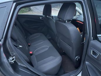 Ford Fiesta 1.0T EcoBoost Titanium Powershift Euro 6 5dr