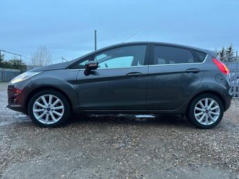 Ford Fiesta 1.0T EcoBoost Titanium Powershift Euro 6 5dr