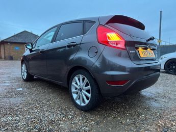 Ford Fiesta 1.0T EcoBoost Titanium Powershift Euro 6 5dr