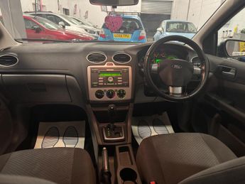 Ford Focus 1.6 Sport 5dr