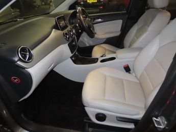 Mercedes-Benz B Class 1.8 B200 CDI Sport MPV 5dr Diesel 7G-DCT Euro 5 (s/s) (136 ps)