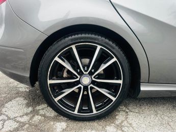 Mercedes-Benz B Class 1.8 B200 CDI Sport MPV 5dr Diesel 7G-DCT Euro 5 (s/s) (136 ps)