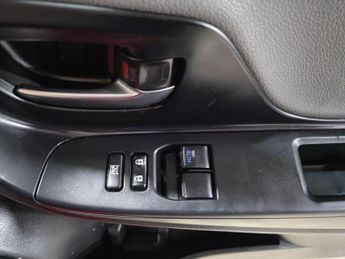 Toyota Yaris 1.5 VVT-h Icon Tech E-CVT Euro 6 (s/s) 5dr