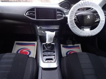 Peugeot 308 1.2 PureTech Allure Auto Euro 6 (s/s) 5dr