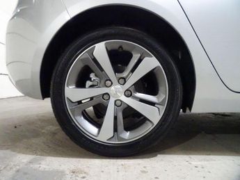 Peugeot 308 1.2 PureTech Allure Auto Euro 6 (s/s) 5dr