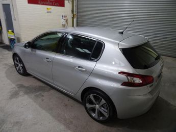 Peugeot 308 1.2 PureTech Allure Auto Euro 6 (s/s) 5dr