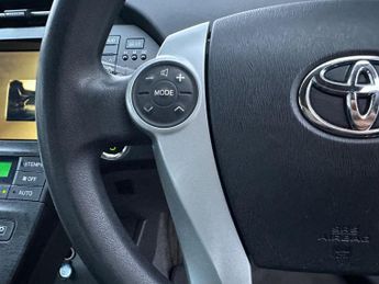 Toyota Prius 1.8 VVT-h T3 CVT Euro 5 (s/s) 5dr
