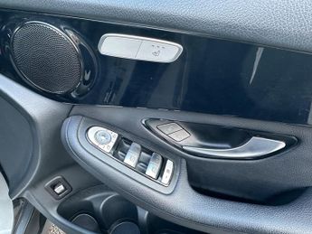 Mercedes-Benz GLC 2.1 GLC220d Urban Edition G-Tronic+ 4MATIC Euro 6 (s/s) 5dr