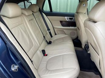Jaguar XF 3.0d S V6 Premium Luxury Sportbrake Auto Euro 5 (s/s) 5dr