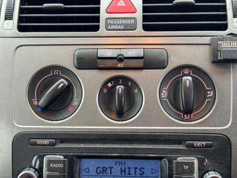 Volkswagen Touran 1.9 TDI BlueMotion Tech S 5dr (7 Seats)